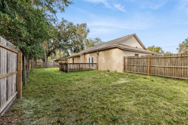 1308 BATES AVENUE, Eustis, FL 32726