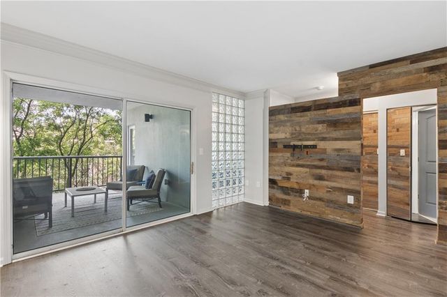 275 13th Street NE 210, Atlanta, GA 30309