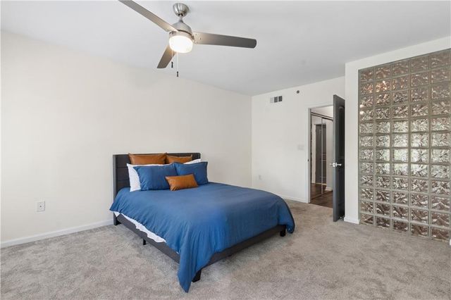 275 13th Street NE 210, Atlanta, GA 30309