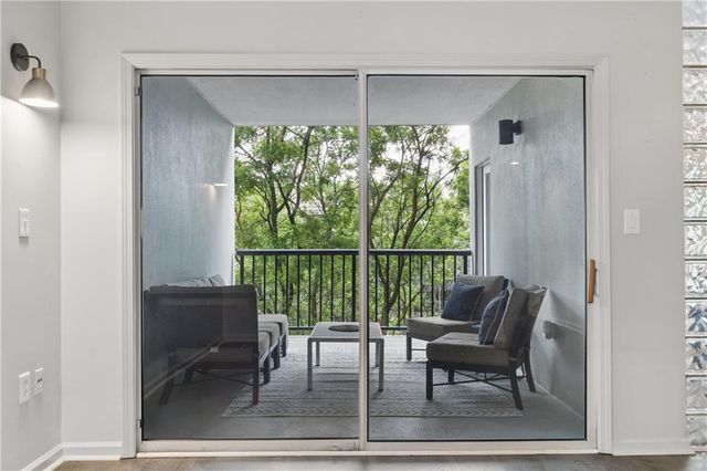 275 13th Street NE 210, Atlanta, GA 30309