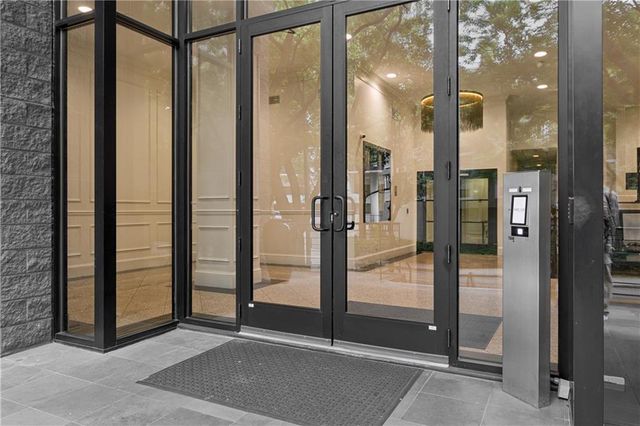 275 13th Street NE 210, Atlanta, GA 30309