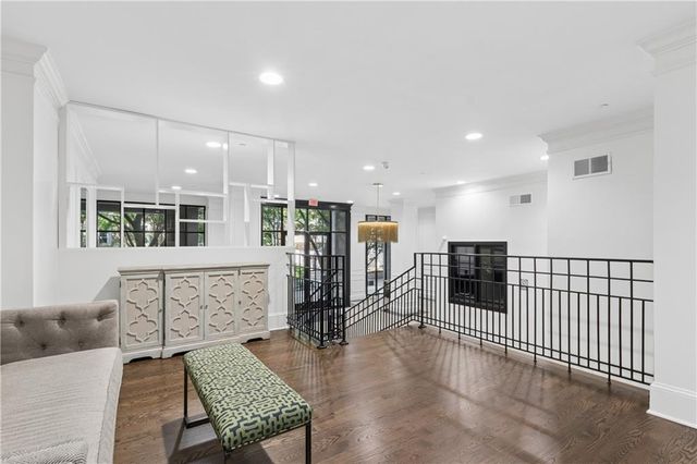 275 13th Street NE 210, Atlanta, GA 30309