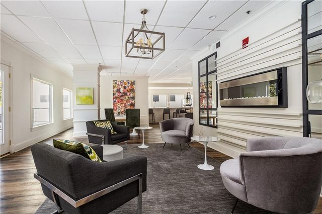 275 13th Street NE 210, Atlanta, GA 30309