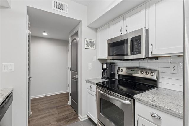 275 13th Street NE 210, Atlanta, GA 30309