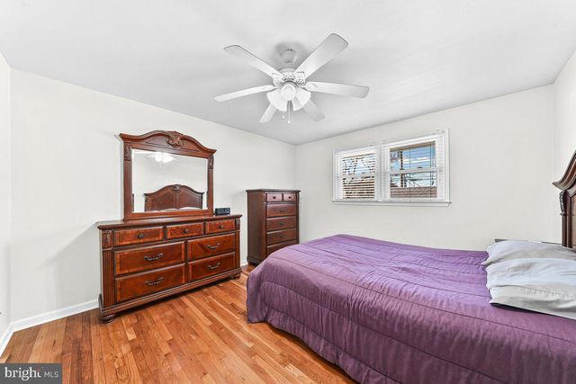 12 DALE CT, Wilmington, DE 19810