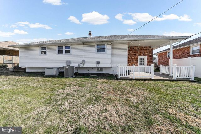 12 DALE CT, Wilmington, DE 19810