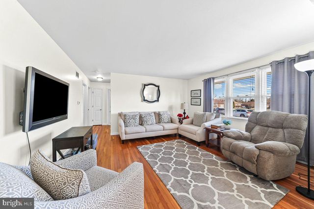 12 DALE CT, Wilmington, DE 19810