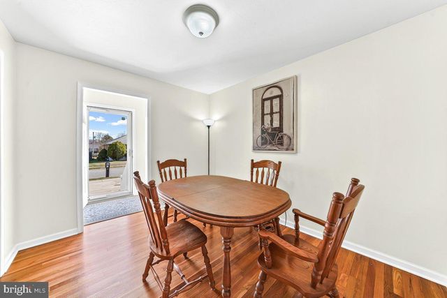 12 DALE CT, Wilmington, DE 19810