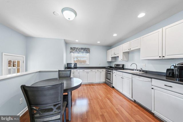 12 DALE CT, Wilmington, DE 19810