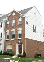 100 MEADOWS LN, Alexandria, VA 22304