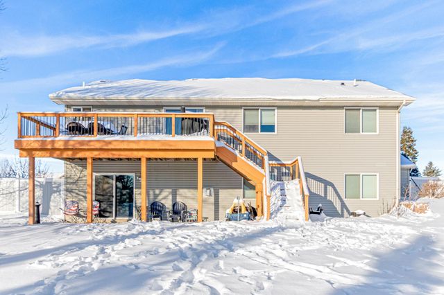 5257 200th Street N, Forest Lake, MN 55025