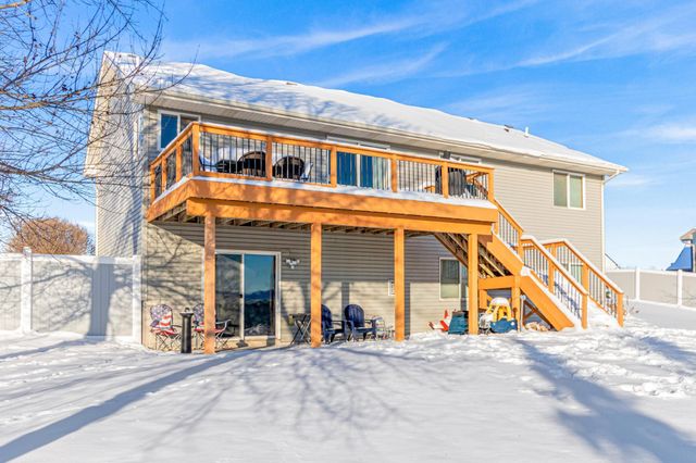 5257 200th Street N, Forest Lake, MN 55025