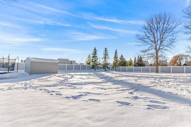 5257 200th Street N, Forest Lake, MN 55025