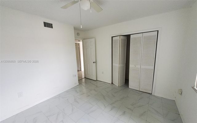 5810 W 18th Lane 101, Hialeah, FL 33012