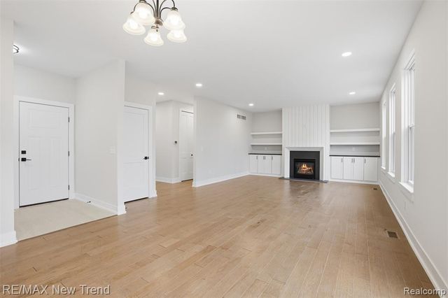 8430 Joseph Street, Commerce Twp, MI 48382