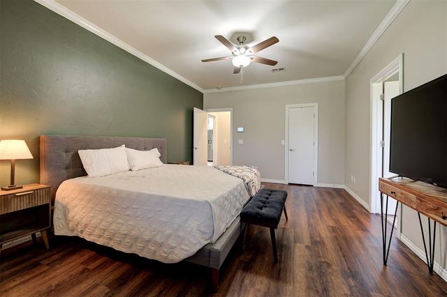 121 Eagle Lake Lane, Newcastle, OK 73065