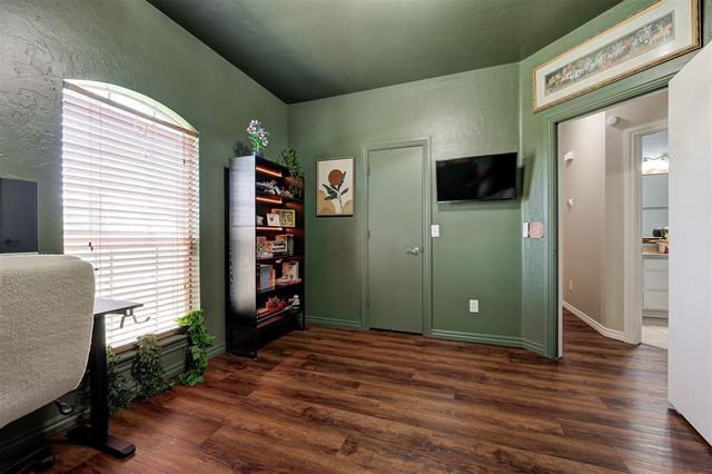 121 Eagle Lake Lane, Newcastle, OK 73065