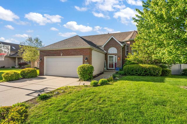 7310 E 103rd Avenue, Crown Point, IN 46307