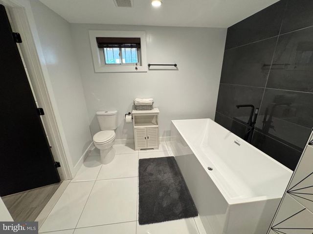 1116 34TH ST SE, Washington, DC 20019