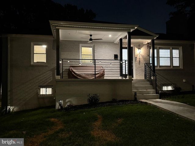 1116 34TH ST SE, Washington, DC 20019
