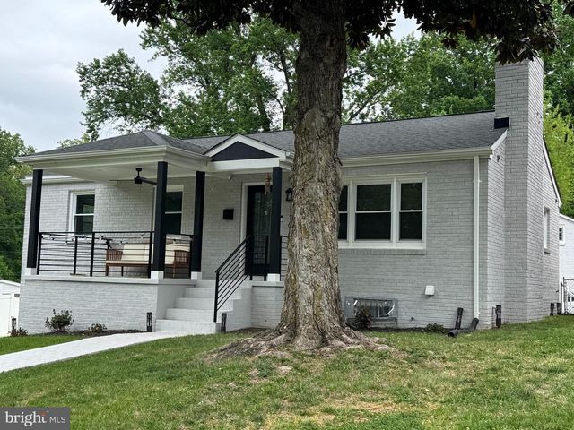 1116 34TH ST SE, Washington, DC 20019