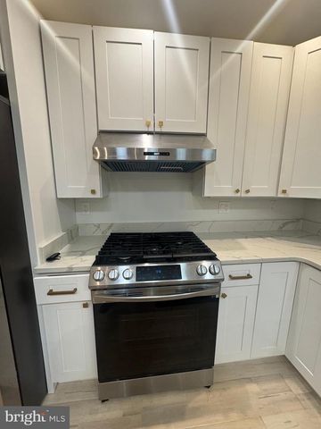 1116 34TH ST SE, Washington, DC 20019