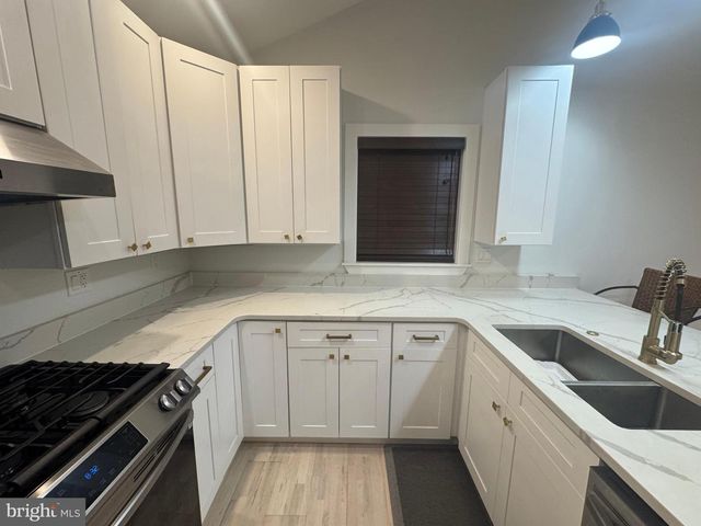 1116 34TH ST SE, Washington, DC 20019