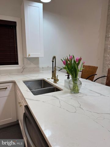 1116 34TH ST SE, Washington, DC 20019