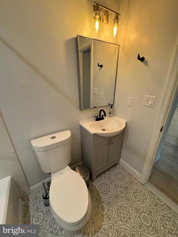 1116 34TH ST SE, Washington, DC 20019