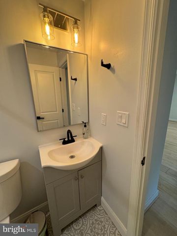 1116 34TH ST SE, Washington, DC 20019