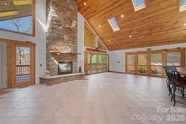 112 Hawks Nest Ridge, Cullowhee, NC 28723