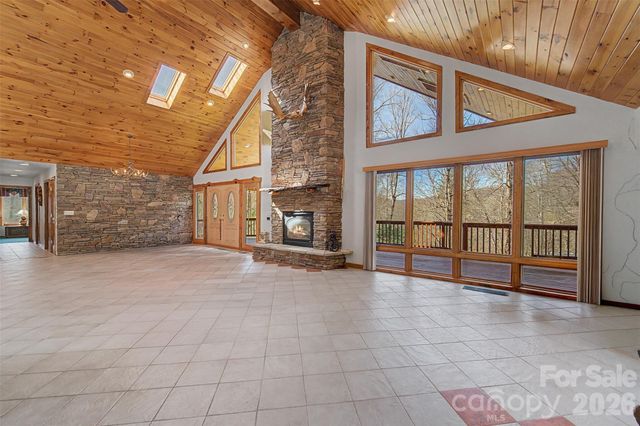 112 Hawks Nest Ridge, Cullowhee, NC 28723