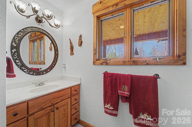 112 Hawks Nest Ridge, Cullowhee, NC 28723