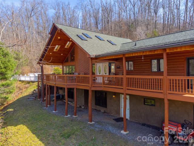 112 Hawks Nest Ridge, Cullowhee, NC 28723