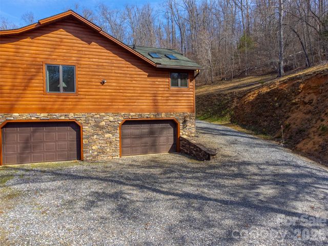 112 Hawks Nest Ridge, Cullowhee, NC 28723