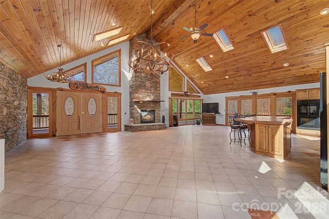 112 Hawks Nest Ridge, Cullowhee, NC 28723