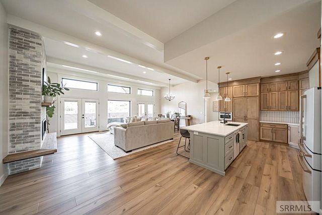 6783 S Tumble Creek Lane, Idaho Falls, ID 83406