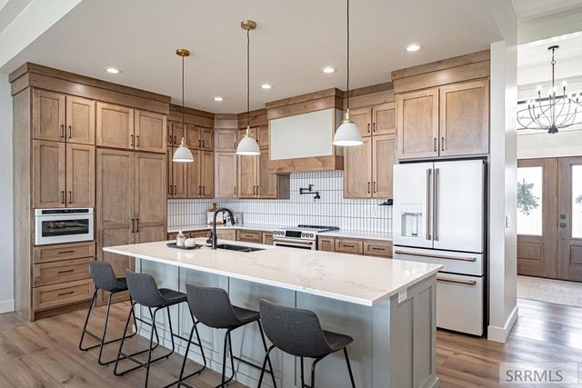 6783 S Tumble Creek Lane, Idaho Falls, ID 83406