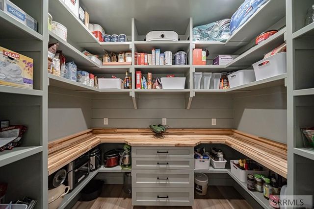 6783 S Tumble Creek Lane, Idaho Falls, ID 83406