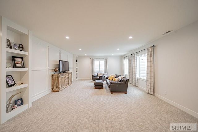 6783 S Tumble Creek Lane, Idaho Falls, ID 83406