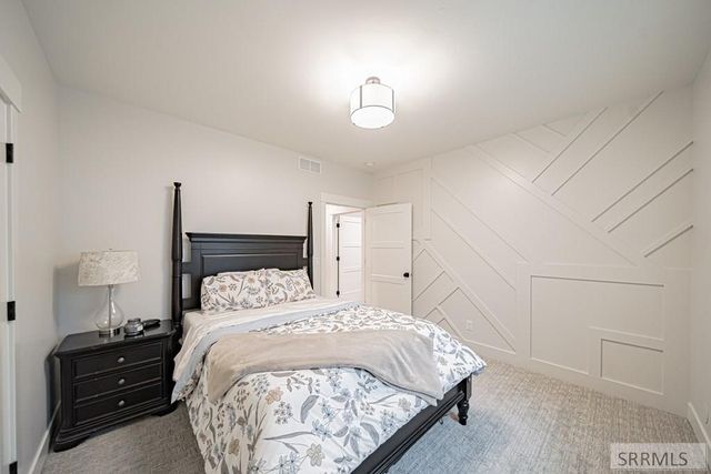 6783 S Tumble Creek Lane, Idaho Falls, ID 83406