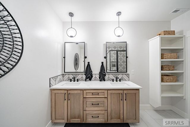 6783 S Tumble Creek Lane, Idaho Falls, ID 83406