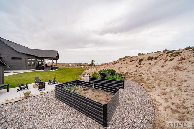 6783 S Tumble Creek Lane, Idaho Falls, ID 83406