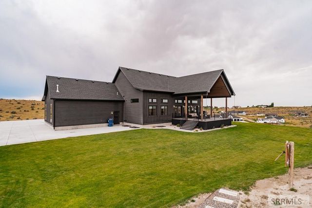 6783 S Tumble Creek Lane, Idaho Falls, ID 83406