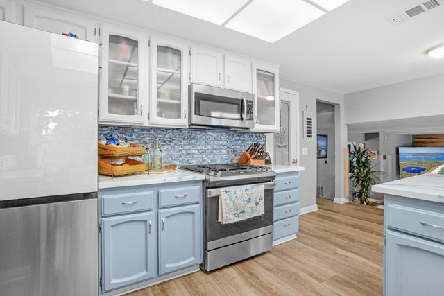 8548 Iris Crest Way, Elk Grove, CA 95624