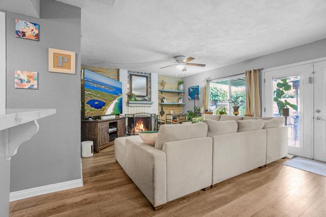 8548 Iris Crest Way, Elk Grove, CA 95624