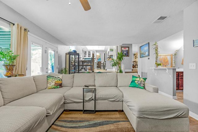 8548 Iris Crest Way, Elk Grove, CA 95624