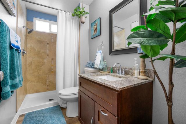 8548 Iris Crest Way, Elk Grove, CA 95624