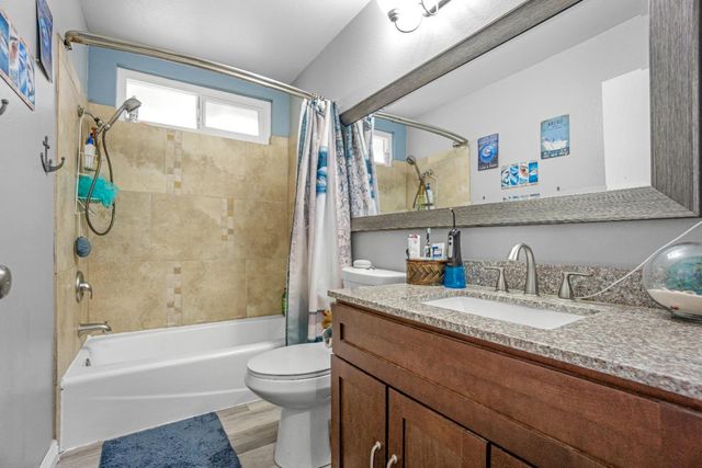 8548 Iris Crest Way, Elk Grove, CA 95624