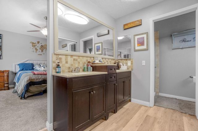 8548 Iris Crest Way, Elk Grove, CA 95624